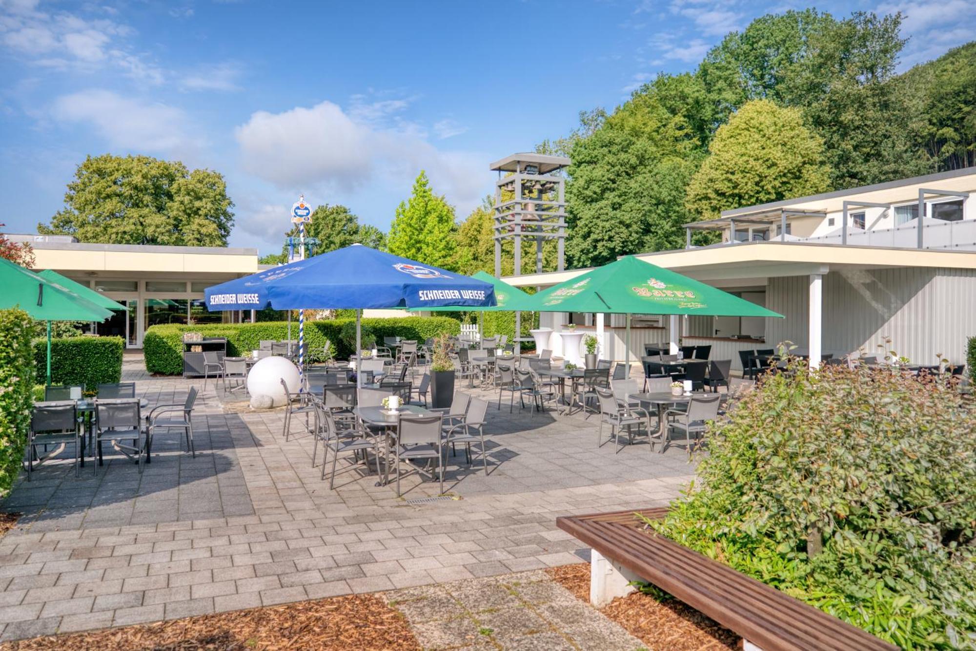 Hotel Wiehen-Therme Hullhorst Екстериор снимка