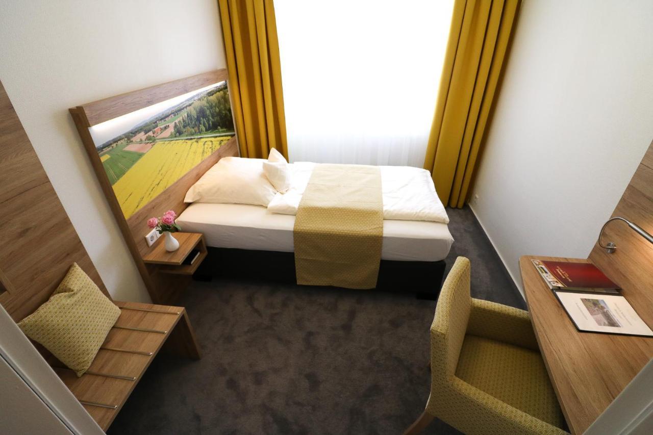 Hotel Wiehen-Therme Hullhorst Екстериор снимка